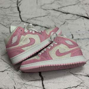 Air Jordan 1 Retro "Perladas" o con "Piedrería"