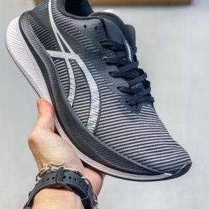 ASICS Magic Speed 3.