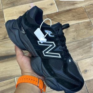 New Balance 9060 "Black Metallic Silver"