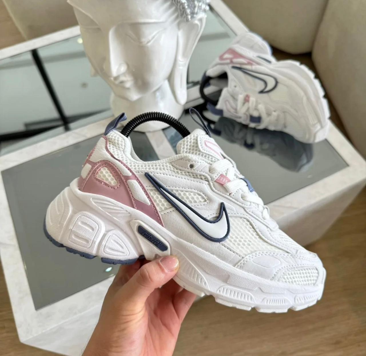 Nike V2K Run - Imagen 3
