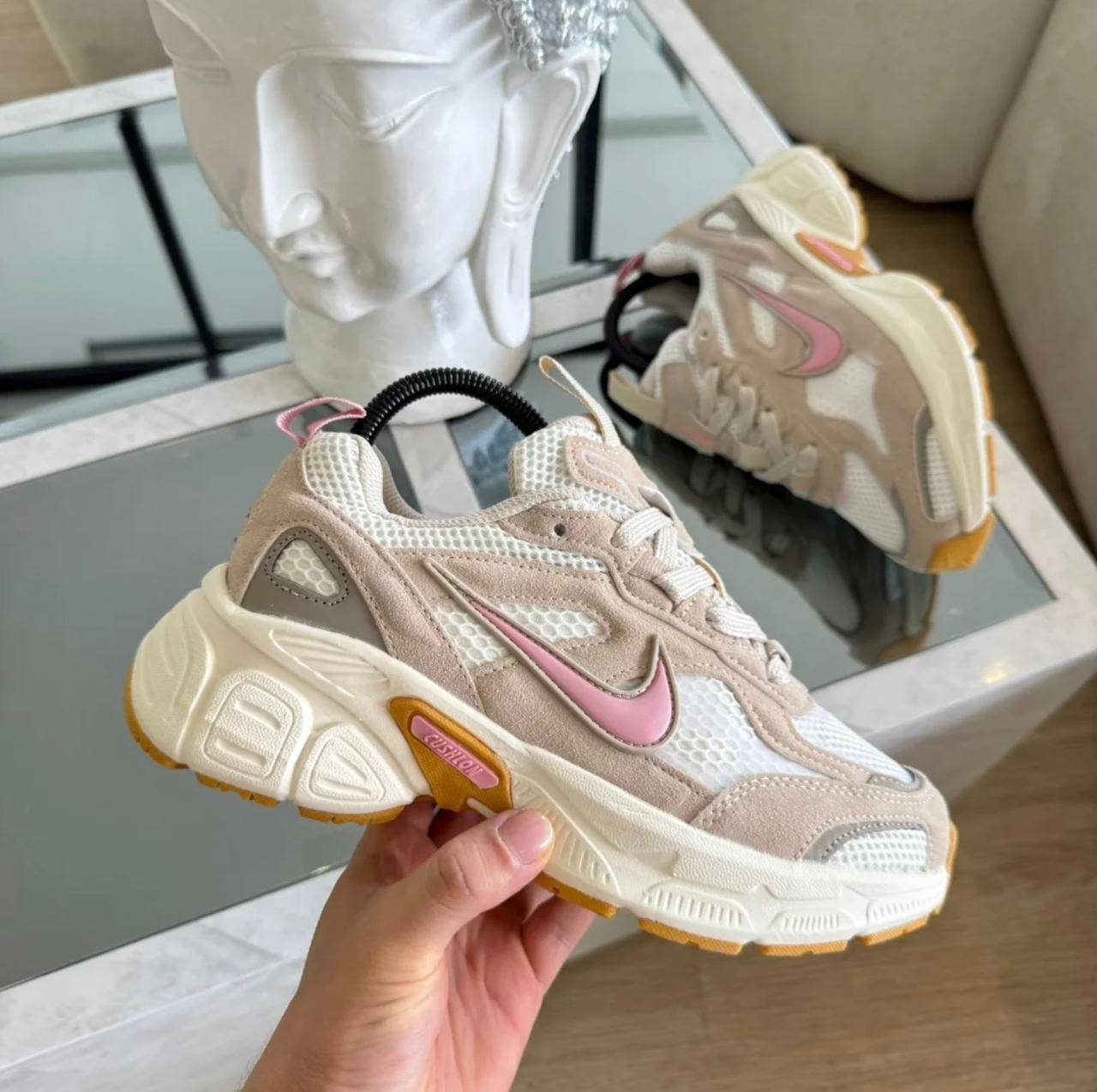 Nike V2K Run - Imagen 4