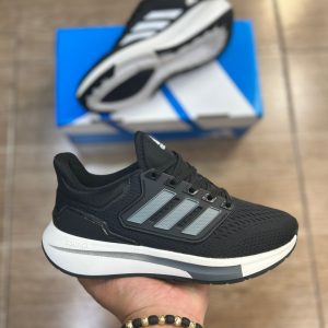 Adidas EQ21 Run