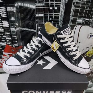Chuck Taylor All Star Low Top (de corte bajo u Ox).