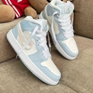 Air Jordan 1 Mid