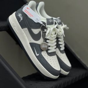 Nike Air Force 1 Low x Stüssy