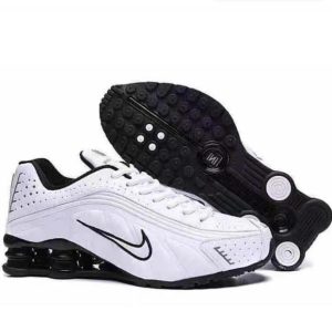 Nike Shox R4