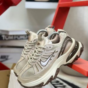 Nike Vomero Pro