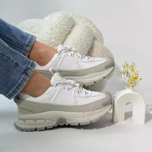 Nike Zoom Vomero Roam